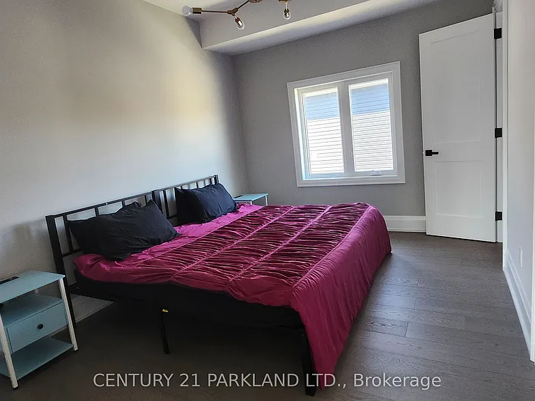 15 Stanley Ave — Photo 29