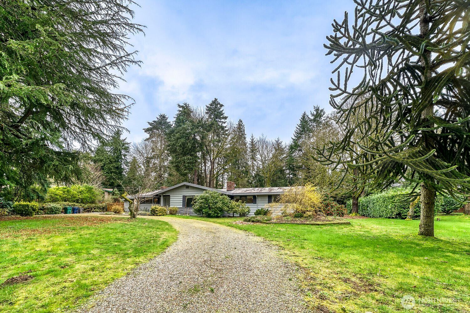 しんです！ 31222 22nd Avenue SW, Federal Way, WA 98023 | Zillow