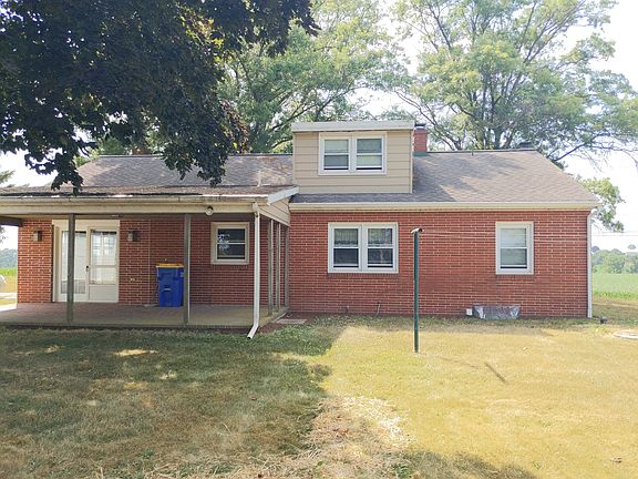 5th image of 903 Breneman Rd