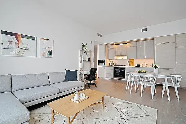Rented by Oxford Property Group | media 4
