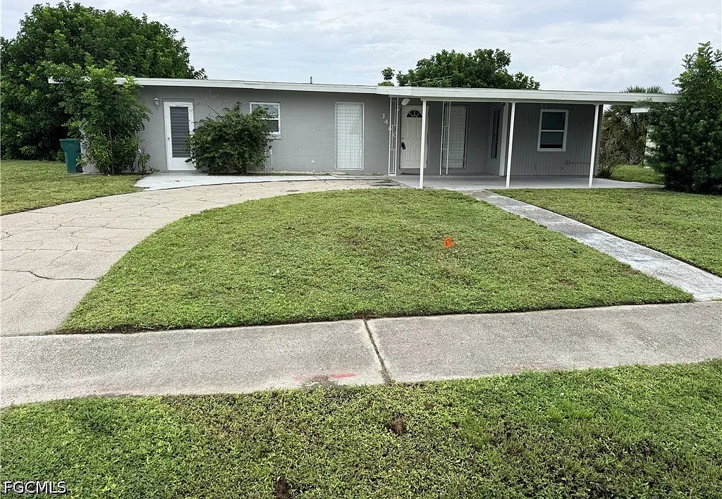 2 bed, 1.0 bath, 858 sqft, $1,200 — Photo 1