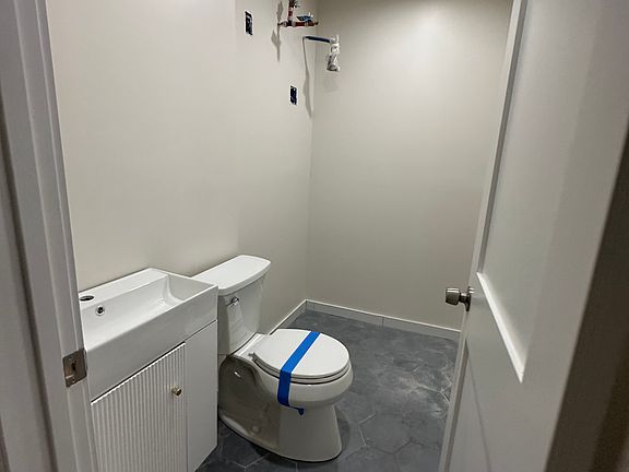 4th image of 23 Union Pl APT 1