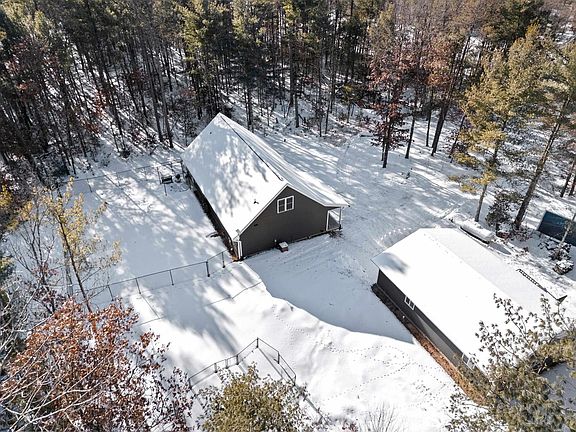 4th image of 10538 Pipeline Rd