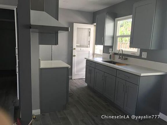 3rd image of 5944 1/4 Camellia Ave #916u3ts7p