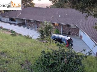 11121 Kerrigan Dr, Oakland, CA
