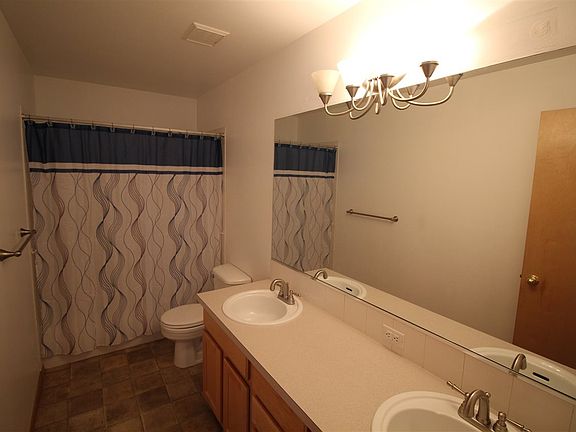 5th image of 4031 E 21st Ave