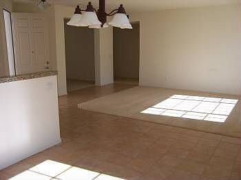 4th image of 530 Entrada Dr APT 102