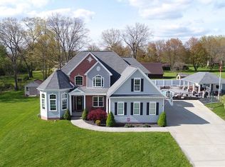 126 Summerlin Dr, New Castle, PA 16101