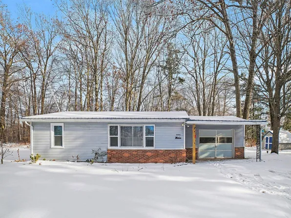 8904 Yoder Dr, Farwell, MI 48622