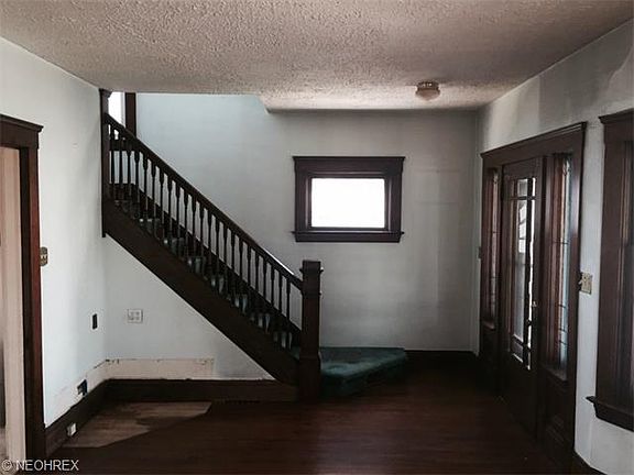 3rd image of 4235 W 50th St