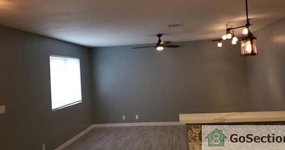 4th image of 4300 N Lamont St APT 288