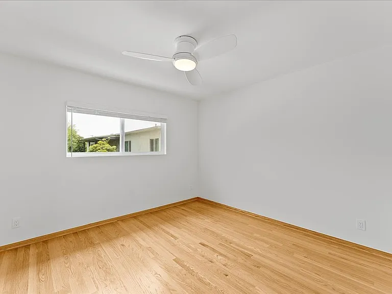 1701 Washington Way #10 — Photo 10