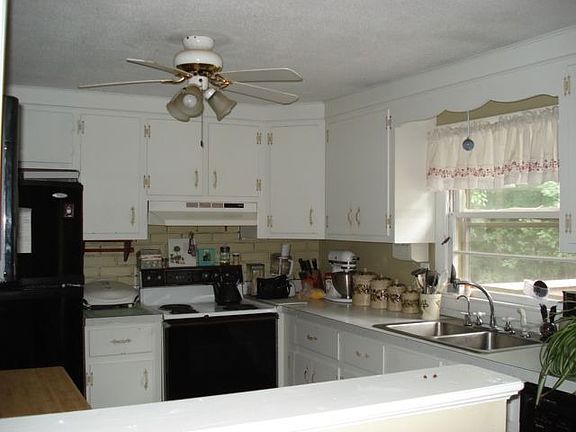 Kitchen has room for all amenities
