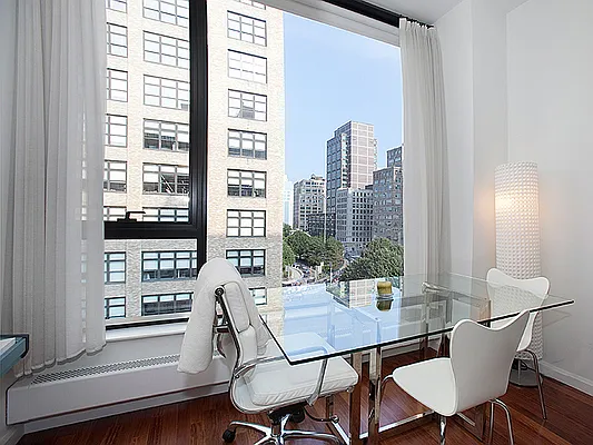 Sold by Sotheby's International Realty | media 7