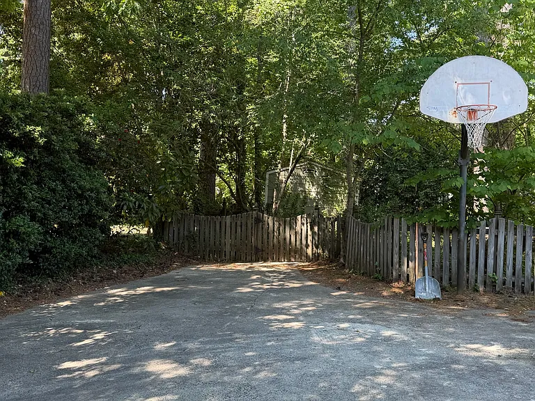 3908 Saint Marks Rd — Photo 22