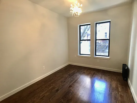 Rented by Bohemia Realty Group | media 20