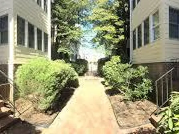 235 McCauley St, Chapel Hill, NC 27516