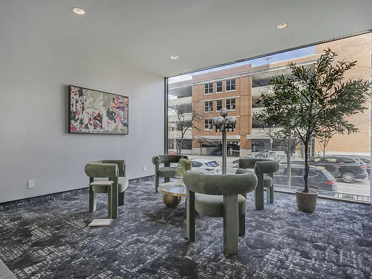 Lounge Room and Seating