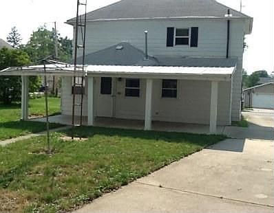 3rd image of 408 Stichter St