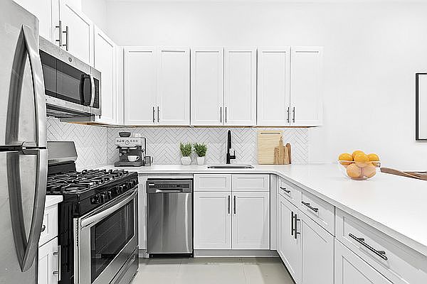 1st image of 141 Mac Dougal St #B