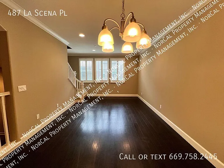 487 La Scena Pl — Photo 9