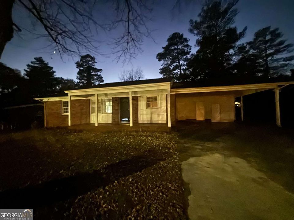 1st image of 2198 Earwood Dr SW