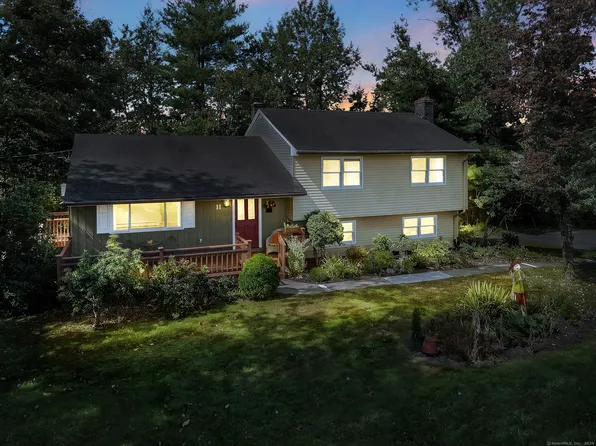 11 Tamarac Swamp Road, Wallingford, CT 06492