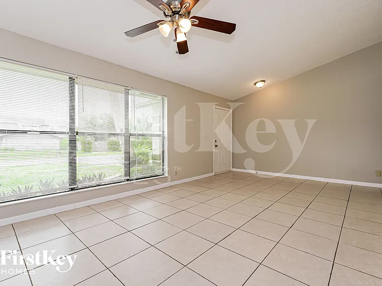 12351 Gingerwood Ln — Photo 2