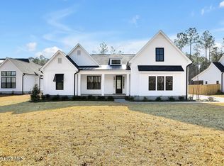 11133 Ashton Rd, Burgaw, NC 28425