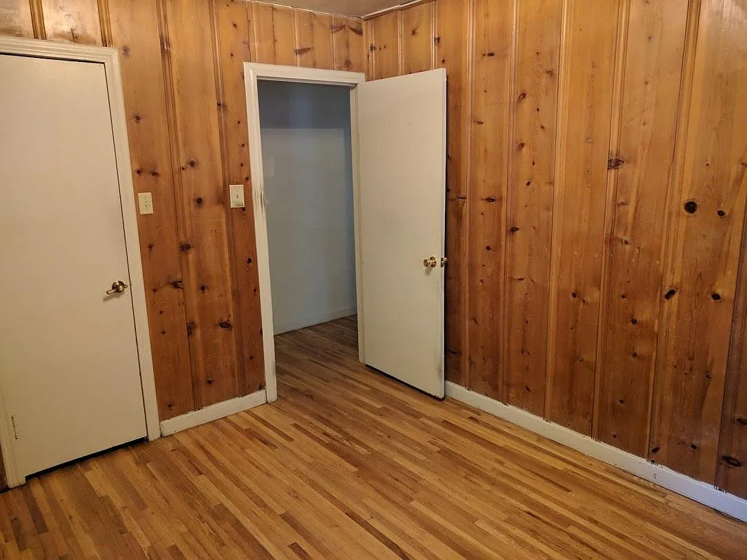 3 bed, 1000 sqft, $1,645 — Photo 3
