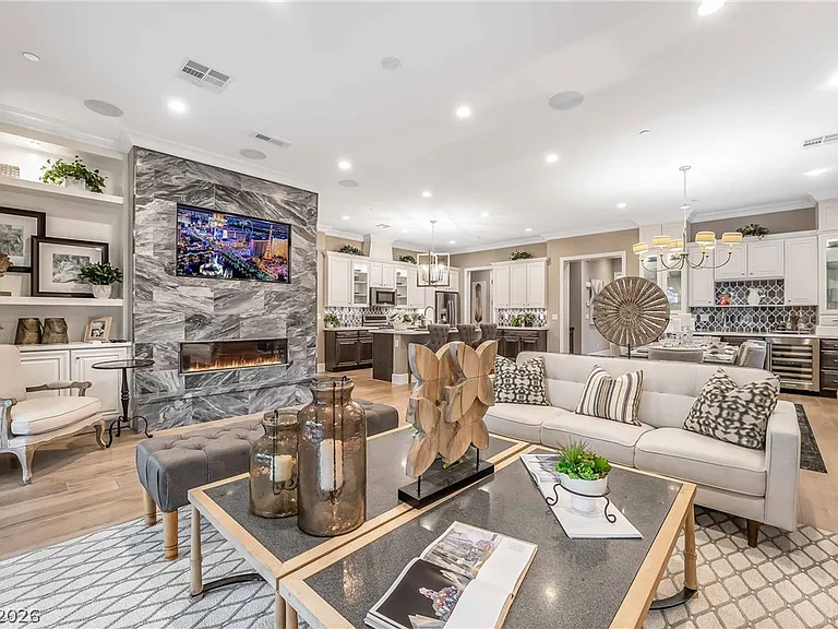 3084 Amoruccio Ct — Photo 11