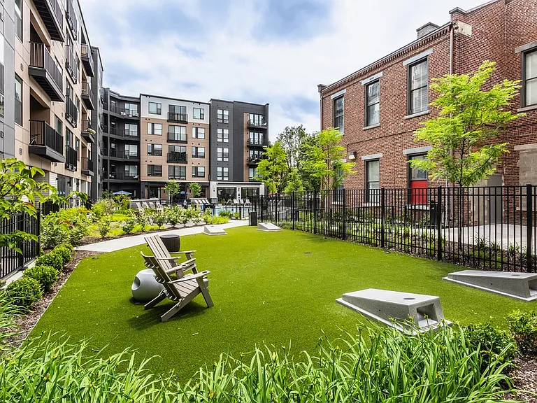 Arsenal 201 Courtyard