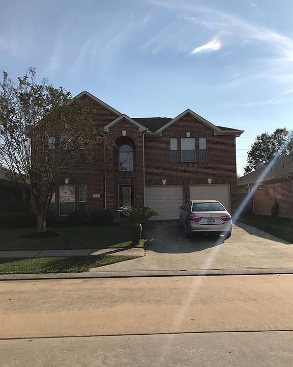 1st image of 2731 Whitinham Dr
