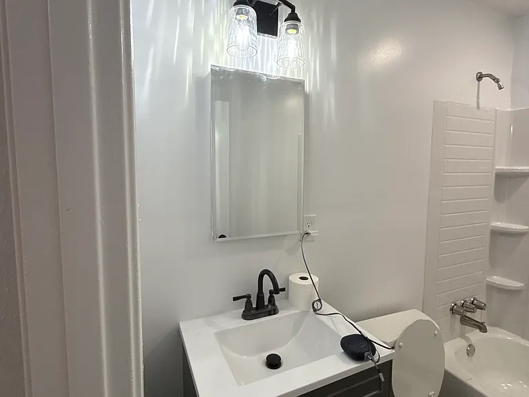 18 W Meadowbrook Dr #2 — Photo 4