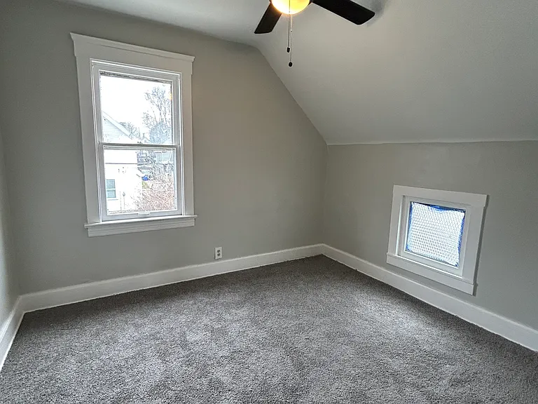 9825 Macon Ave — Photo 8