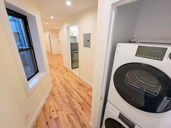 5th image of 223 W 16th St #2Y