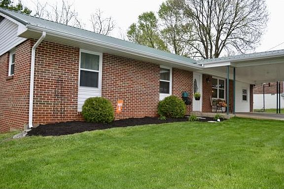 2nd image of 324 Highland Dr