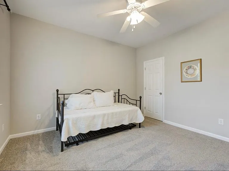 1100 Saint Pauls Parrish Ln — Photo 24
