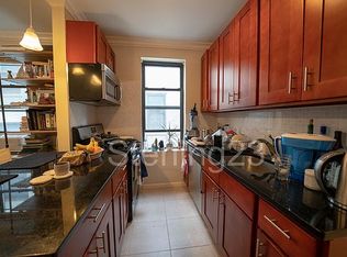 2147 27th St #4C, Astoria, NY 11105