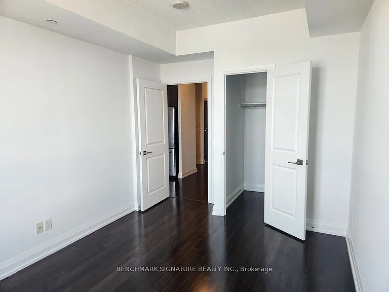 7161 Yonge St #518 — Photo 10