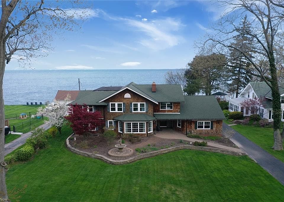 1st image of 33701 Lake Shore Blvd