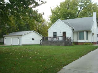 1056 1st Ave, Westbrook, MN 56183