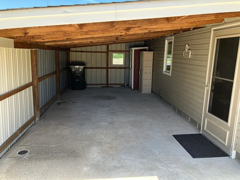 1026 Lake Shadow Dr — Photo 9
