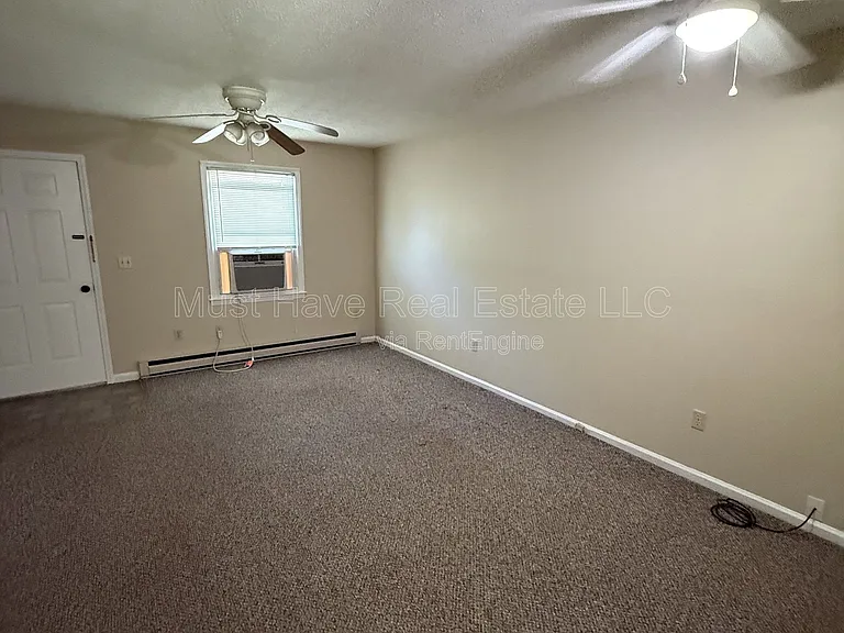3715 Panda Ln #3 — Photo 3