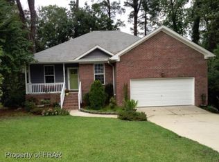 1818 McGougan Rd, Fayetteville, NC 28303