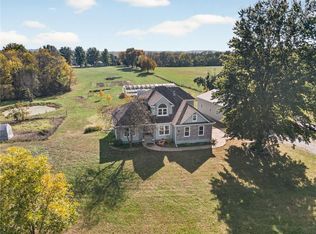 36605 E Pink Hill Rd, Oak Grove, MO 64075