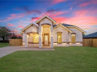 2820 Sarah St, Waco, TX 76706