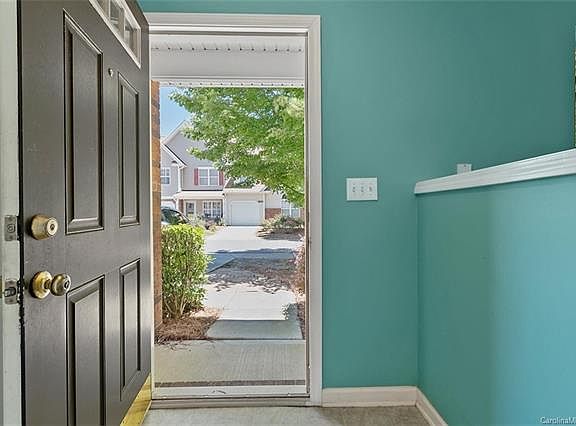4th image of 11220 Blake Port Ct #11220