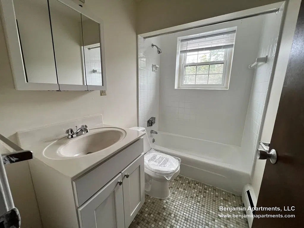 1 bed, $2,250 — Photo 2