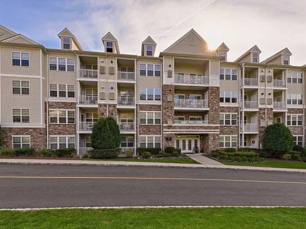 5114 Sanctuary Blvd, Riverdale, NJ 07457